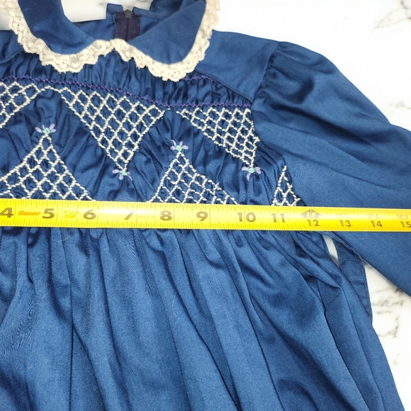 Vintage  Polly Flinders hand Smocked dress - Picture 7 of 7